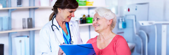 Doctor and patient in a medical setting discussing how the patient can reverse type 2 diabetes.